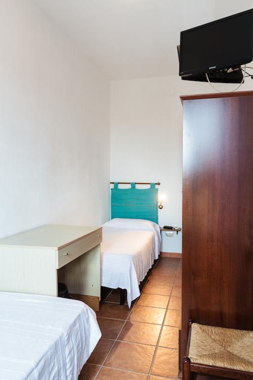 La Mezzanella Guesthouse Порто-Торрес Номер фото