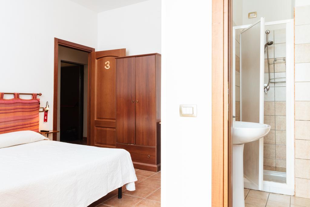 La Mezzanella Guesthouse Порто-Торрес Номер фото