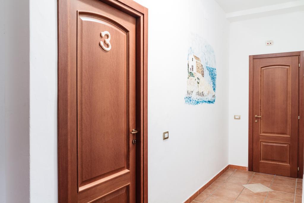 La Mezzanella Guesthouse Порто-Торрес Экстерьер фото